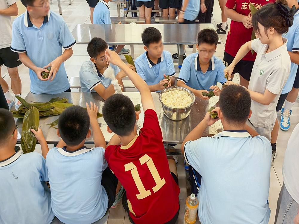 自贡孩子叛逆不听话学校怎么联系？择校指南