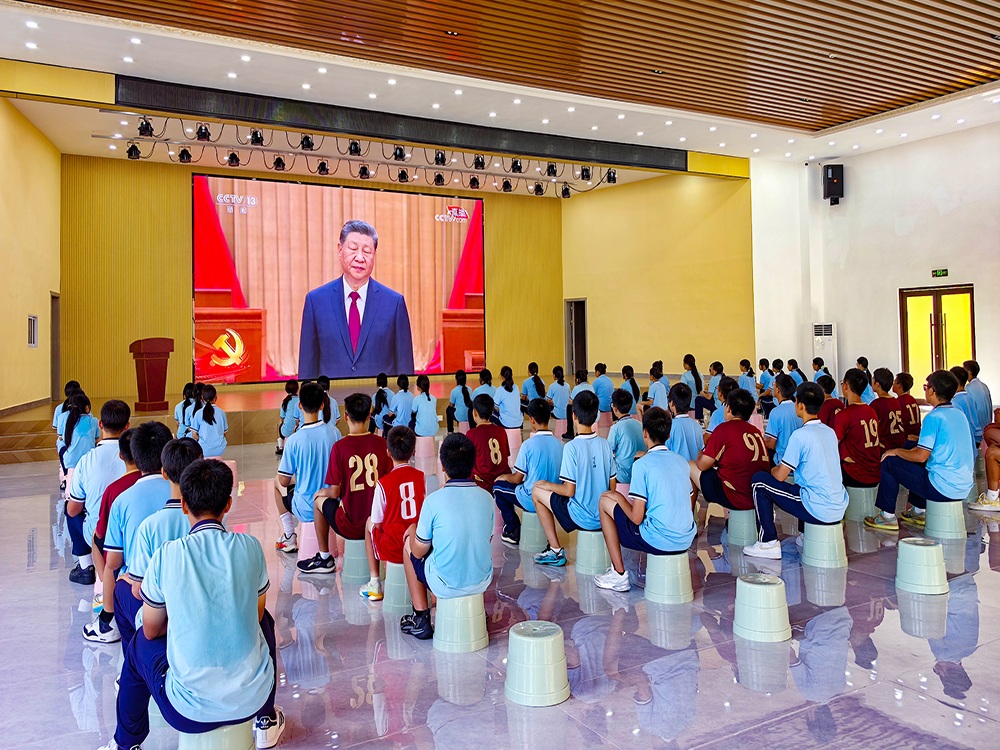 自贡问题青少年管教学校怎么联系？本地寄宿培育机构择校指南